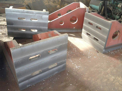 卓阔精密机械告诉您为什么要对直角弯板进行热处理？